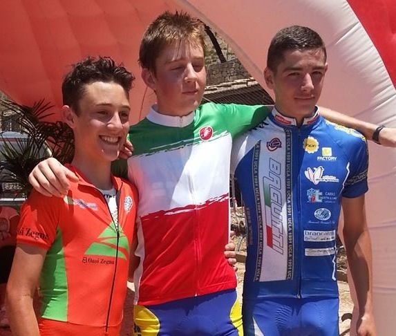 Edoardo Xillo sulla sinistra vicino al vincitore Matteo Cucchi Edoardo Xillo sulla sinistra vicino al vincitore Matteo Cucchi