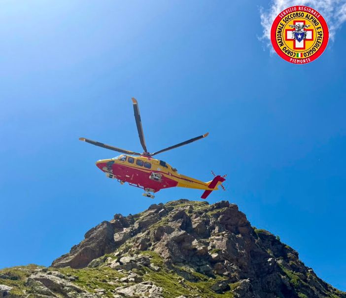 Accusa un malore, soccorso un giovane sotto la punta del Monte Camino VIDEO Accusa un malore, soccorso un giovane sotto la punta del Monte Camino VIDEO