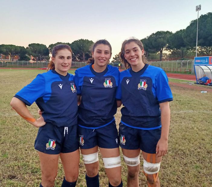 Alessia Gronda, al centro, in maglia azzurra - Foto pagina FB Cus Torino