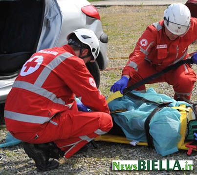 Biella: anziana investita da un'auto in via La Marmora, in codice rosso in ospedale, foto archivio