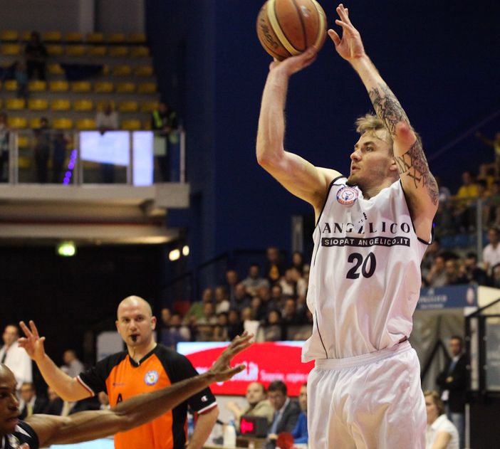 Basket - Voskuil Mvp ma l'eroe della giornata è capitan Raspino FOTOGALLERY