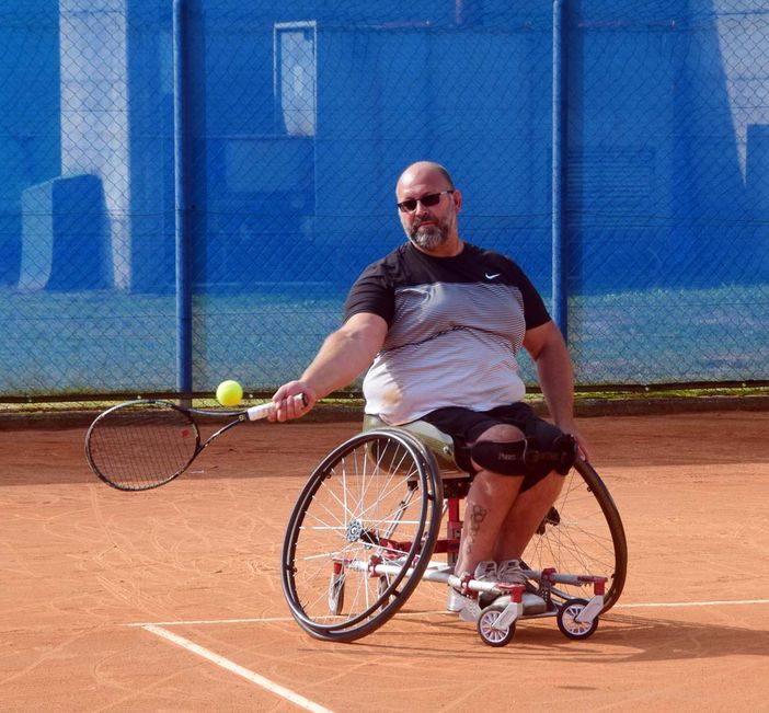 Assoluti tennis in carrozzina, facili vittorie per le teste di serie