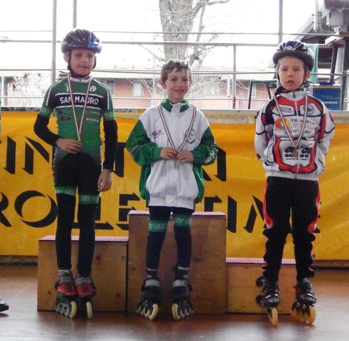 Pattinaggio: biellesi fanno il pieno di medaglie Pattinaggio: biellesi fanno il pieno di medaglie