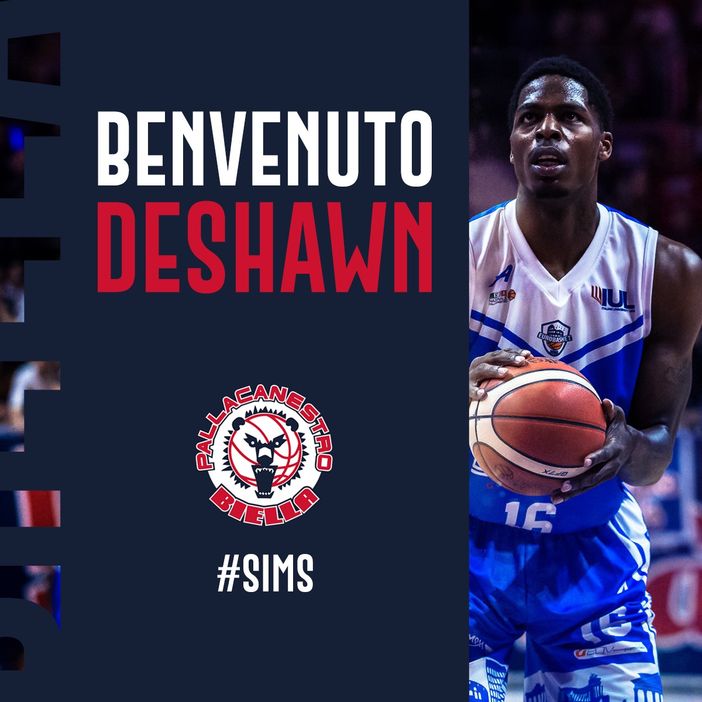 L'ala grande DeShawn Sims è un giocatore di Pallacanestro Biella L'ala grande DeShawn Sims è un giocatore di Pallacanestro Biella