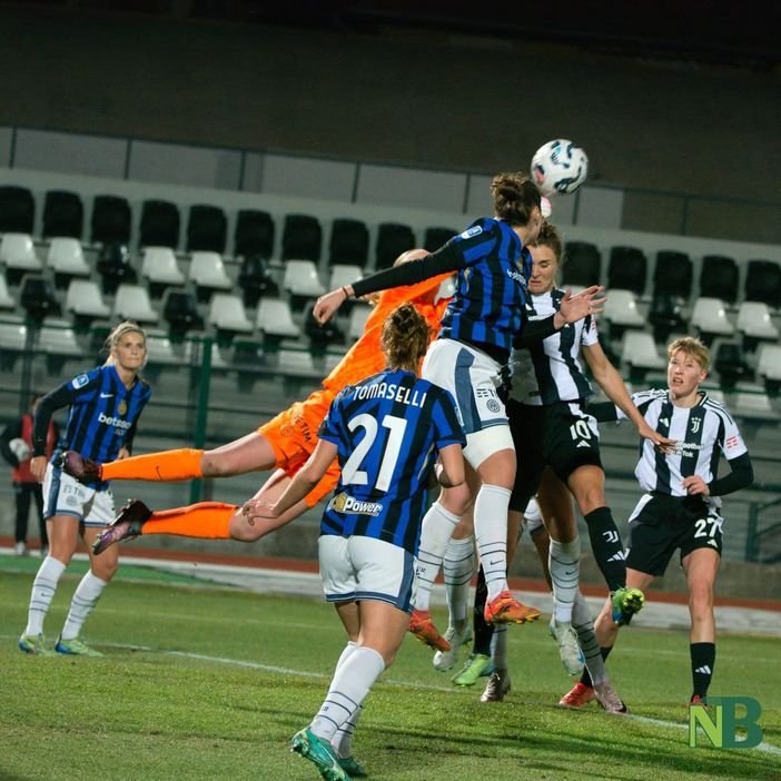 Alla Juve vengono i "tre minuti" e punisce l’Inter conquistando la regular season - Foto di Enrico Eletto per newsbiella.it