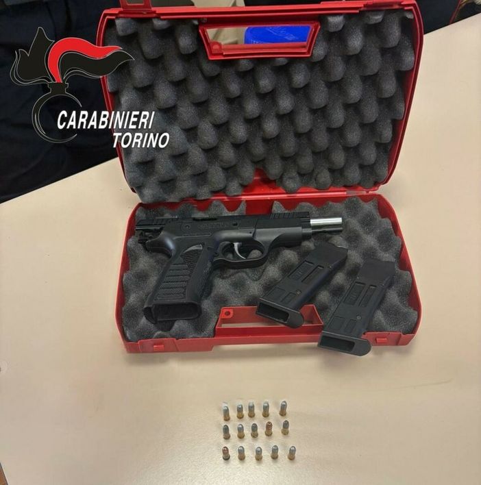 Dal Nord Ovest - Doveva pagare i muratori ma non aveva abbastanza soldi: arrestato nonno rapinatore Dal Nord Ovest - Doveva pagare i muratori ma non aveva abbastanza soldi: arrestato nonno rapinatore