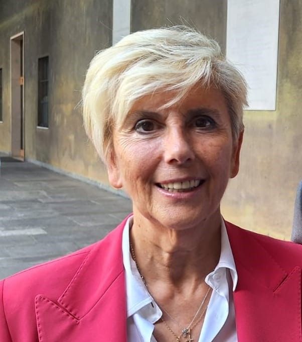 I pazienti ringraziano la dottoressa Baccalaro: un saluto carico di gratitudine dopo 37 anni di servizio I pazienti ringraziano la dottoressa Baccalaro: un saluto carico di gratitudine dopo 37 anni di servizio