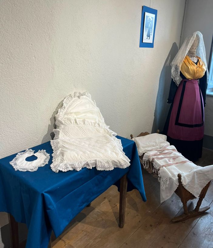 Casa Museo, da domenica una mostra sul battesimo in alta Valle Cervo Casa Museo, da domenica una mostra sul battesimo in alta Valle Cervo