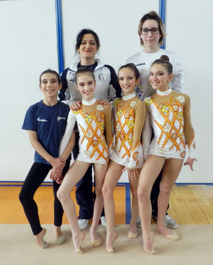 La squadra di Ritmica serie C della La Marmora Biella La squadra di Ritmica serie C della La Marmora Biella