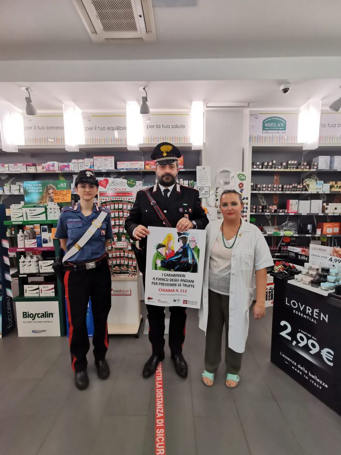 carabinieri depliant