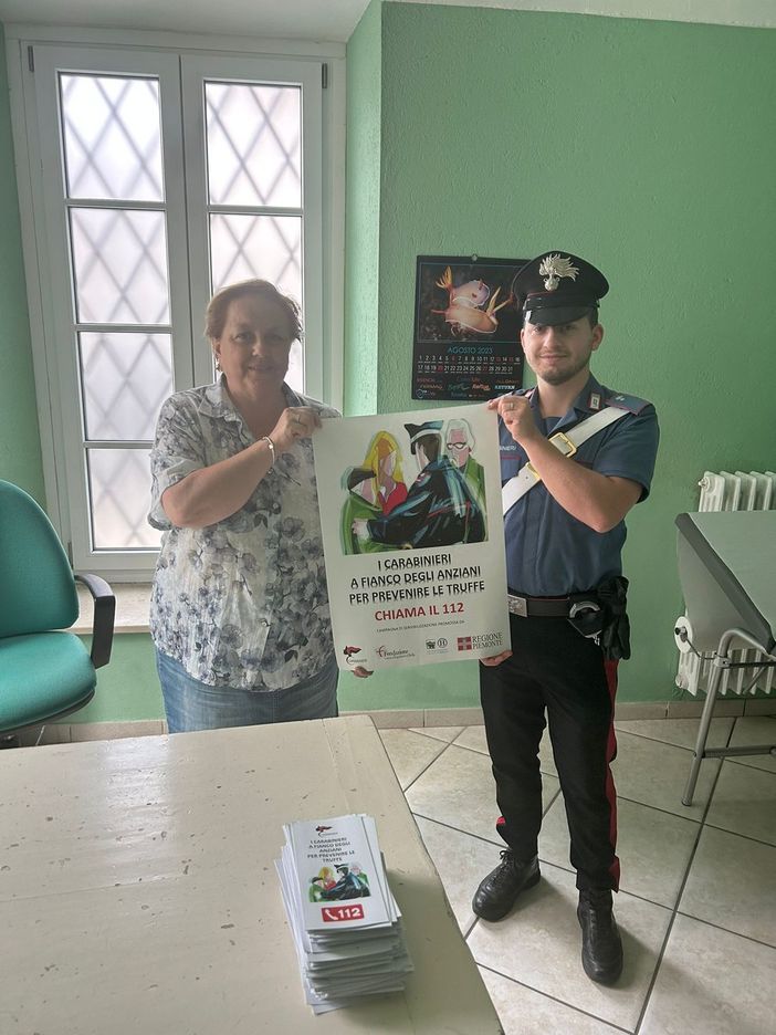 carabinieri depliant