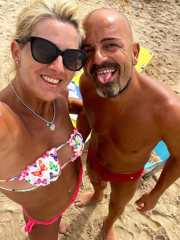 San Valentino: "Ti amo non solo per quello che sei, ma per quello che sono io quando sto con te. Buon San Valentino amore mio"