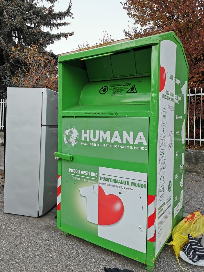 Chiavazza: l'inciviltà negli scatti di una nostra lettrice