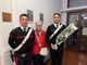 Alla stazione dei Carabinieri di Cossato un mazzo di fiori per i militari morti a  Castel d’Azzano