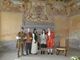 Da destra Simone Cantono, Claudia Ghiraldello e i falconieri Francesca, Luigi e Daniele
