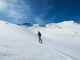 Scialpinismo e fuoripista in primavera: attenzione alla stabilità. I consigli delle Guide Alpine, courtesy Christian-Cueni-unsplash Scialpinismo e fuoripista in primavera: attenzione alla stabilità. I consigli delle Guide Alpine, courtesy Christian-Cueni-unsplash
