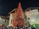 A Candelo acceso l'albero con 12.500 luci. Bonifacio: "Tra le novità due fasce orarie per il Borgo di Babbo Natale" foto e video Nicola Rasolo e Mariantonietta Pace per newsbiella.it A Candelo acceso l'albero con 12.500 luci. Bonifacio: "Tra le novità due fasce orarie per il Borgo di Babbo Natale" foto e video Nicola Rasolo e Mariantonietta Pace per newsbiella.it