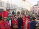 Folle Carnevale dei bambini al Piazzo, piazza Cisterna in festa FOTO - foto Baù per newsbiella.it