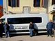Nella foto il sindaco Manuela Chioda, alcuni consiglieri, l'autista e il comandante di Polizia Municipale Alessio Santi.