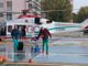 L'intervento dei medici anche grazie all'uso dell'elicottero