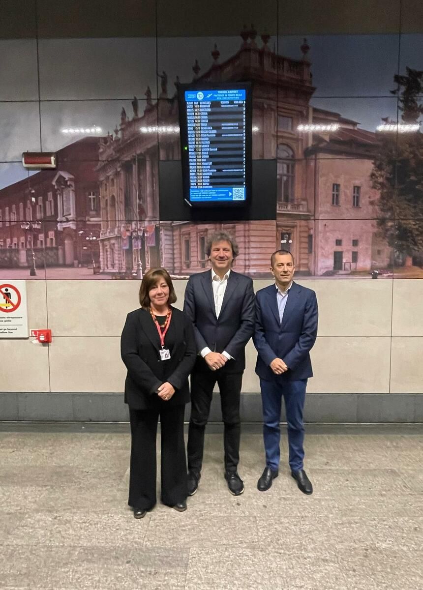 Il Piemonte accelera sulla mobilità integrata: monitor in stazione e aeroporto Il Piemonte accelera sulla mobilità integrata: monitor in stazione e aeroporto