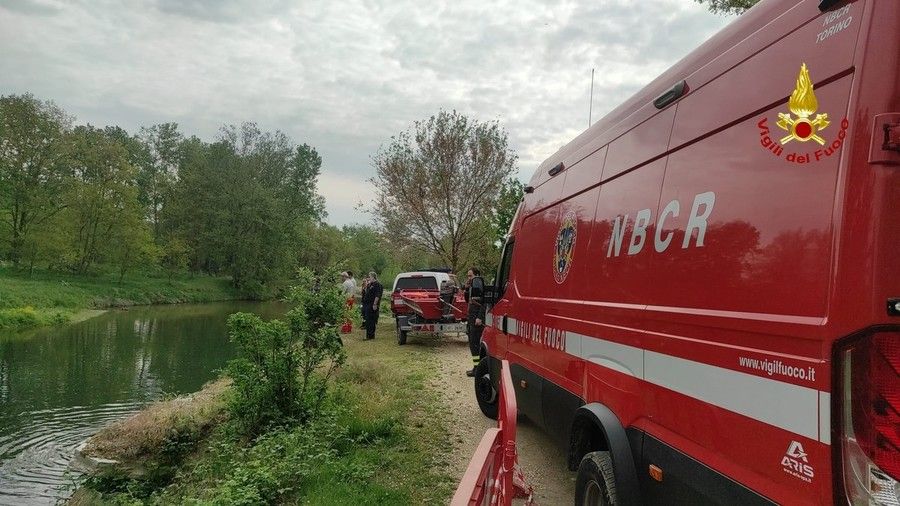 Si tuffa nel Po per un bagno e non riemerge più: morto ragazzo di 24 ...