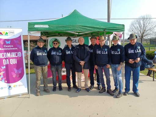 “JUST THE WOMAN I AM”, gli Alpini di Mottalciata sempre presenti