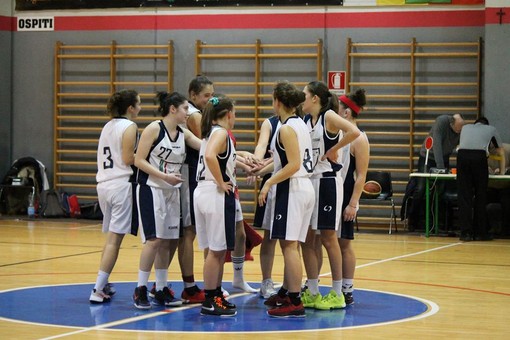 Basket femminile: Bfb Under 16 vola in finale Basket femminile: Bfb Under 16 vola in finale
