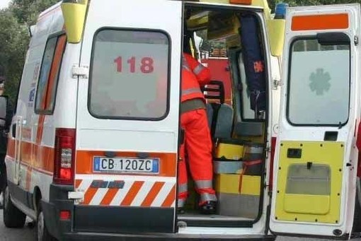 Dal Nord Ovest - Tragico incidente stradale nel Torinese, 55enne perde la vita (foto di repertorio)