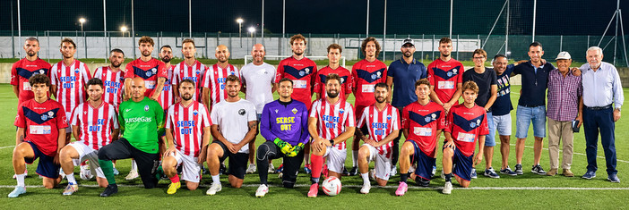 Calcio, buona la prima per Su Nuraghe-Pizza Flash: 4-2 al Team Rocket Calcio, buona la prima per Su Nuraghe-Pizza Flash: 4-2 al Team Rocket