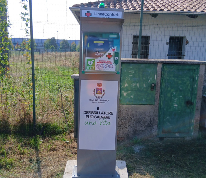 A Benna, un secondo defibrillatore semiautomatico in Viale delle Viare Lunghe A Benna, un secondo defibrillatore semiautomatico in Viale delle Viare Lunghe