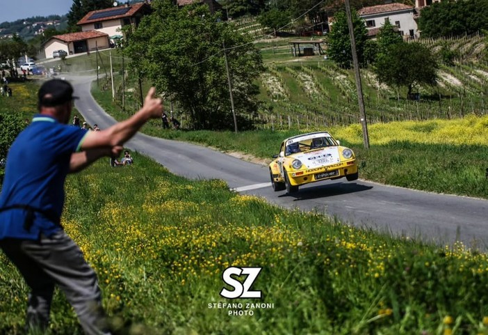 Vittoria senza compromessi per Bertinotti e Rondi al rally vigneti monferrini storico foto Stefano Zenoni
