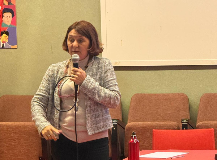 Corso per Familiari "Migliora la tua assistenza - L'anziano da assistere" Corso per Familiari "Migliora la tua assistenza - L'anziano da assistere"