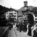 Valle Cervo nelle foto d'archivio: la processione di Rosazza nel 1896 - Copyright Fondazione Sella 2026