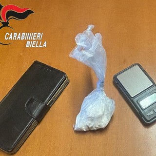 Brusnengo, 50 grammi di cocaina in auto: arrestato 28enne