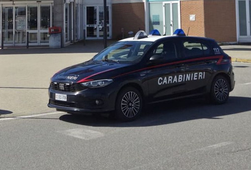 Vigliano, scoperta con profumi e cosmetici rubati: una donna rischia una denuncia (foto di repertorio) Vigliano, scoperta con profumi e cosmetici rubati: una donna rischia una denuncia (foto di repertorio)