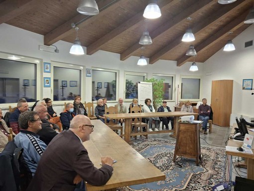 Truffe e reati predatori, i Carabinieri hanno incontrato la cittadinanza a Mottalciata FOTO Truffe e reati predatori, i Carabinieri hanno incontrato la cittadinanza a Mottalciata FOTO