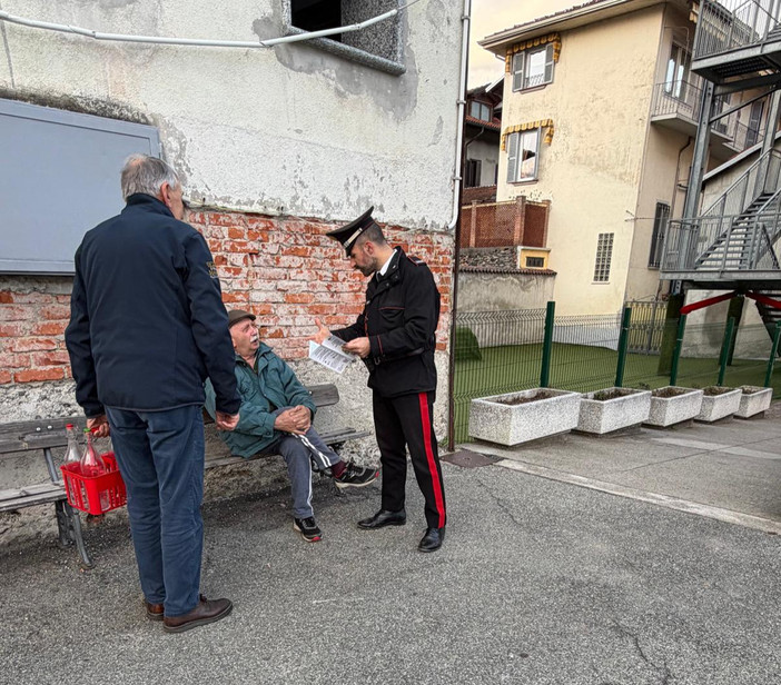 Crevacuore, i Carabinieri tra i cittadini per prevenire le truffe agli anziani