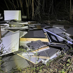 Mongrando, sorpresi a scaricare rifiuti nel bosco: decisiva la segnalazione di un cittadino