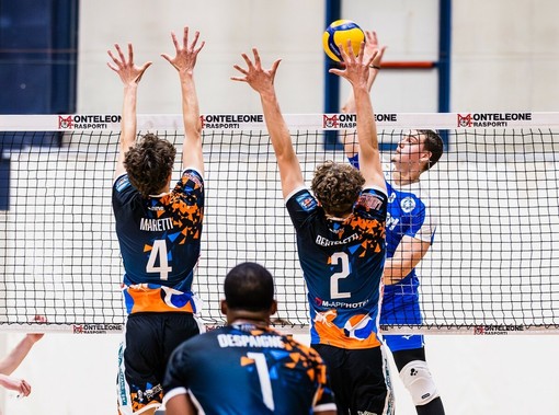 Scuola Pallavolo Biellese, ultimo giro di valzer della stagione regolare (foto di Alberto Tesoro)