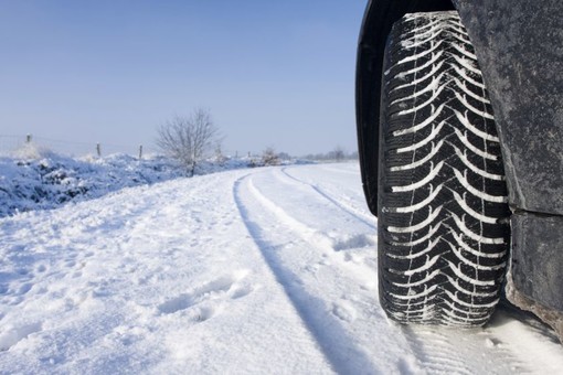 Perché acquistare dei pneumatici invernali?