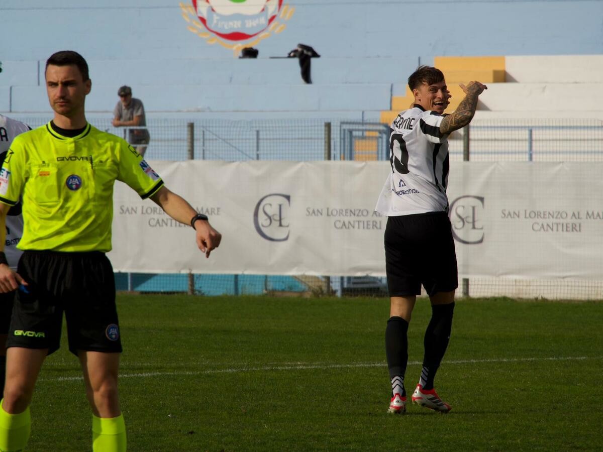 Calcio, Beltrame non basta: la Biellese cade 2 a 1 con la Sanremese. In Prima sempre 1° la Valle Cervo