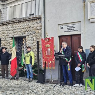 Candelo celebra la Giornata dell’Unità Nazionale e delle Forze Armate, Gelone ricorda il poliziotto ferito a Biella FOTO e VIDEO Angela Lobefaro per newsbiella.it