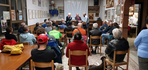 Nell’immagine, un momento della consegna degli attestati