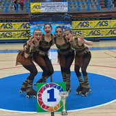 Pattinaggio senza barriere, inclusione in pista e sguardo verso il traguardo europeo: Skating Biella apre all’inclusività e punta al Portogallo Pattinaggio senza barriere, inclusione in pista e sguardo verso il traguardo europeo: Skating Biella apre all’inclusività e punta al Portogallo