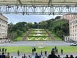 L'assessore di Biella, Edoardo Maiolatesi, assiste alla sfilata L'assessore di Biella, Edoardo Maiolatesi, assiste alla sfilata