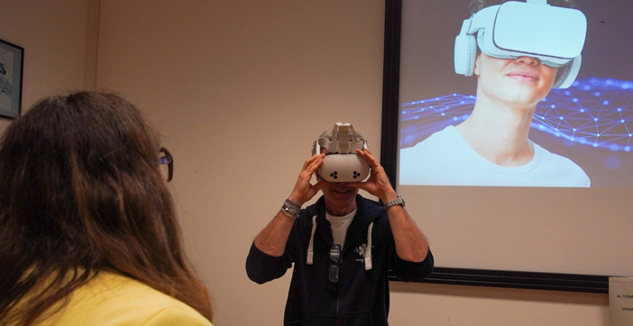 La gestione del dolore e dell'ansia con la realtà virtuale: è rivoluzione delle cure all’Ospedale di Biella