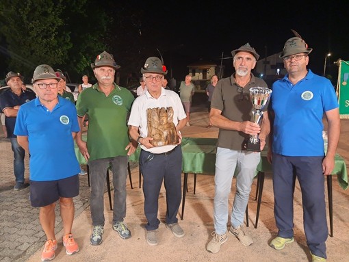 Bocce, il gruppo di Graglia vince il 51° campionato biellese degli Alpini Bocce, il gruppo di Graglia vince il 51° campionato biellese degli Alpini