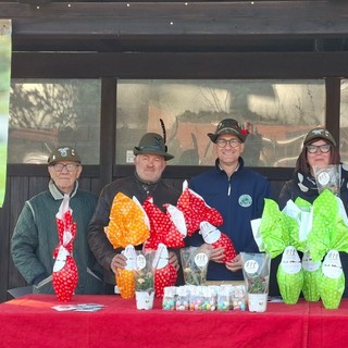 Alpini, la solidarietà è protagonista a Zimone con le Uova di AIL Alpini, la solidarietà è protagonista a Zimone con le Uova di AIL