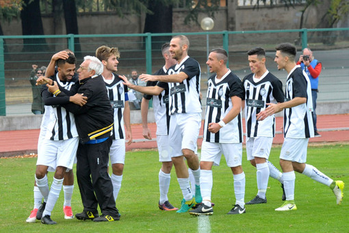 Calcio: Nuovo sponsor alla Biellese, è ufficiale Casa.it Calcio: Nuovo sponsor alla Biellese, è ufficiale Casa.it